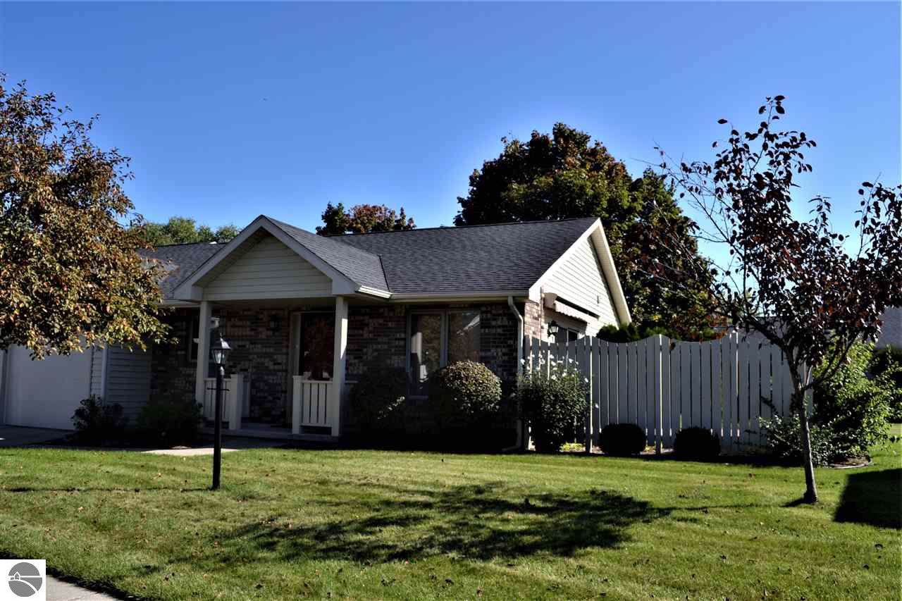205 Cresthaven Lane - Photo 1 205 Cresthaven Lane - Photo 1