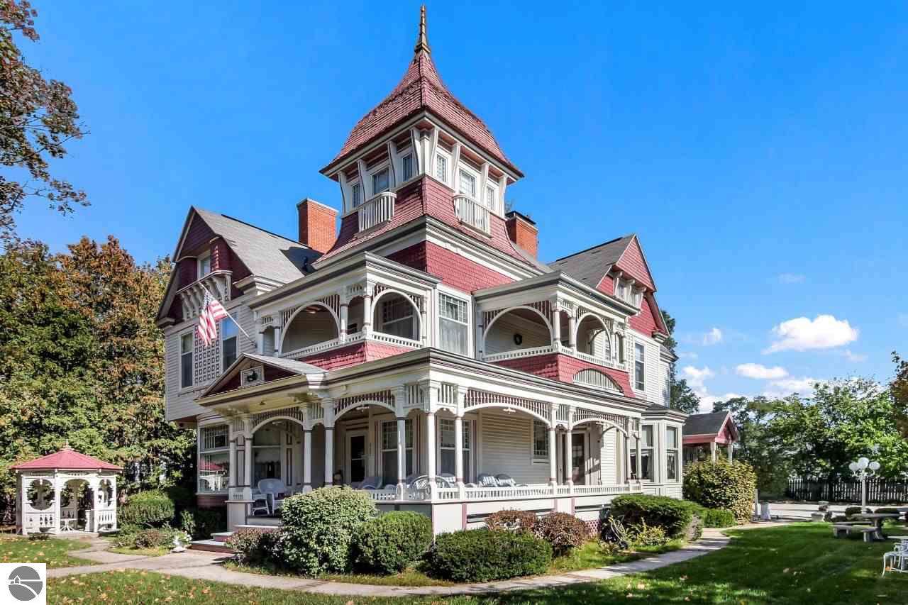 402 Bridge Street - Photo 1