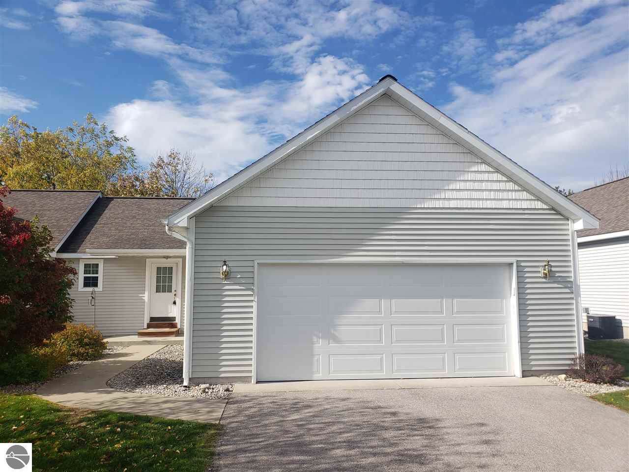 1685 Saint Joseph Street - Photo 1