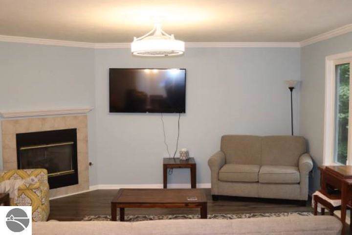 3969 Sherwood Forest Drive - Photo 1