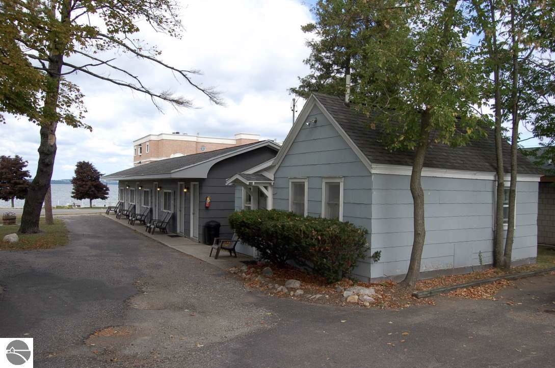5200 Us-31 N - Photo 1