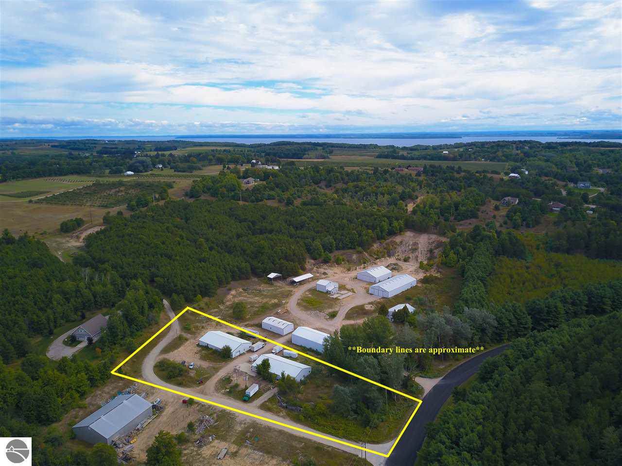 8581-8585 Bingham Road - Photo 1