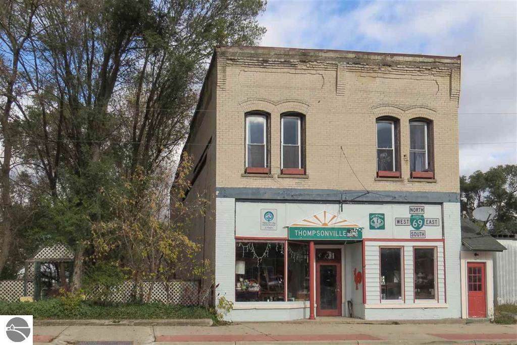 14798 Thompson Avenue - Photo 1