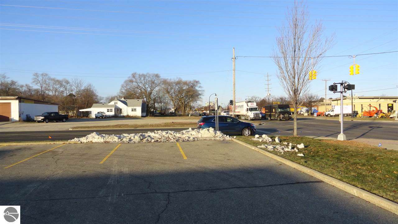 4990 Pickard Road - Photo 1