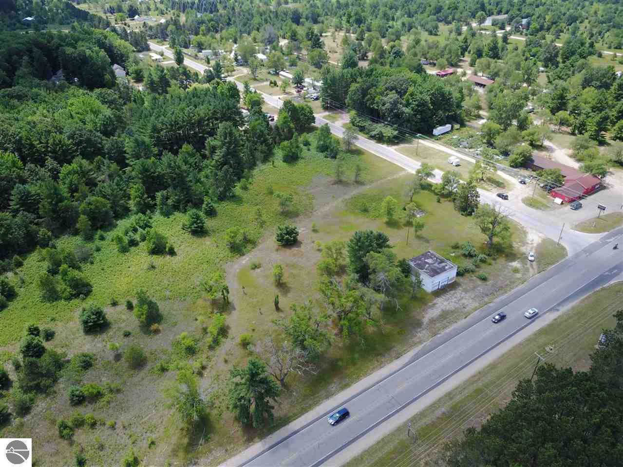 10965 Us-31 - Photo 1