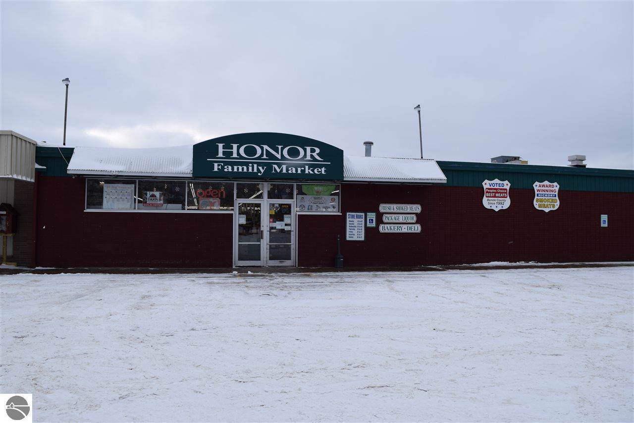 10625 Main Street - Photo 1