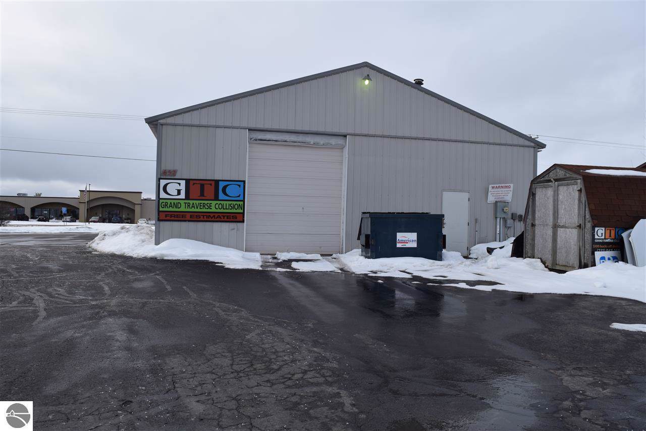 657 Blue Star Drive - Photo 1