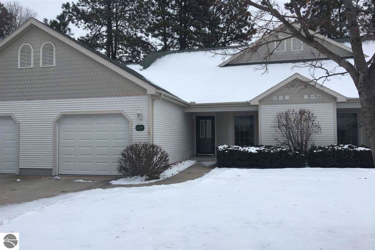 609 Meadowview Lane - Photo 1 609 Meadowview Lane - Photo 1