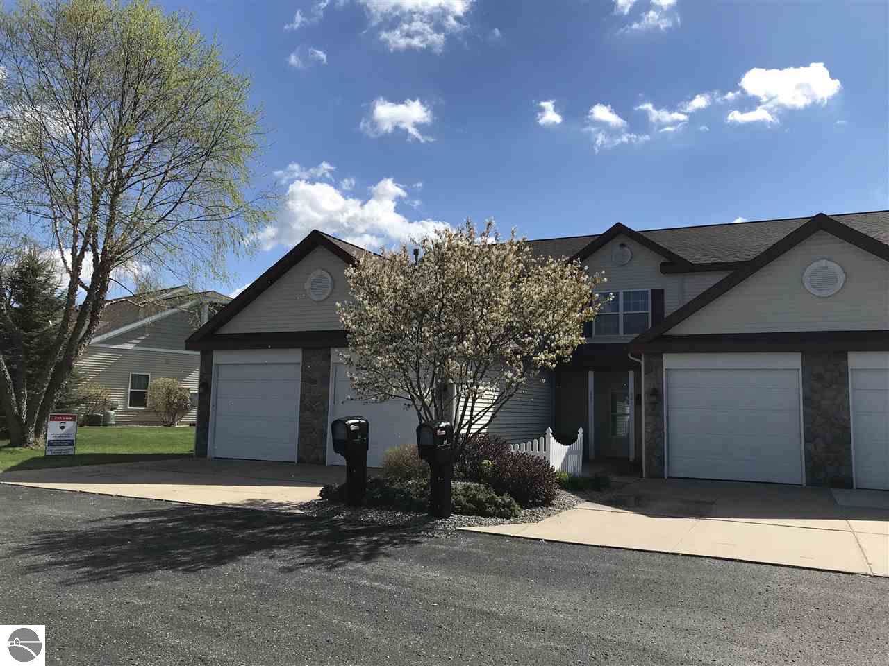 885 Meadow View - Photo 1