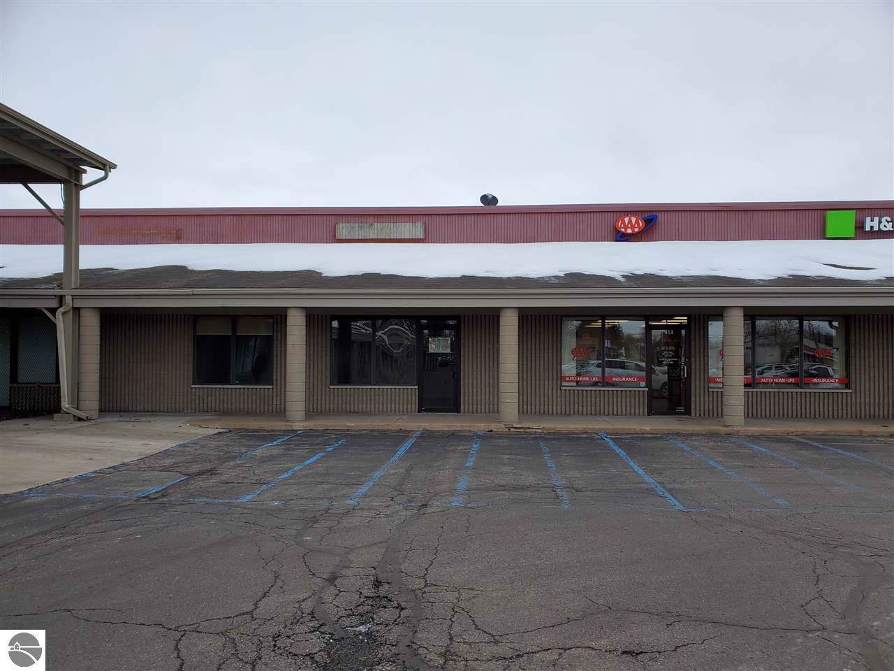 913 Pickard Street - Photo 1