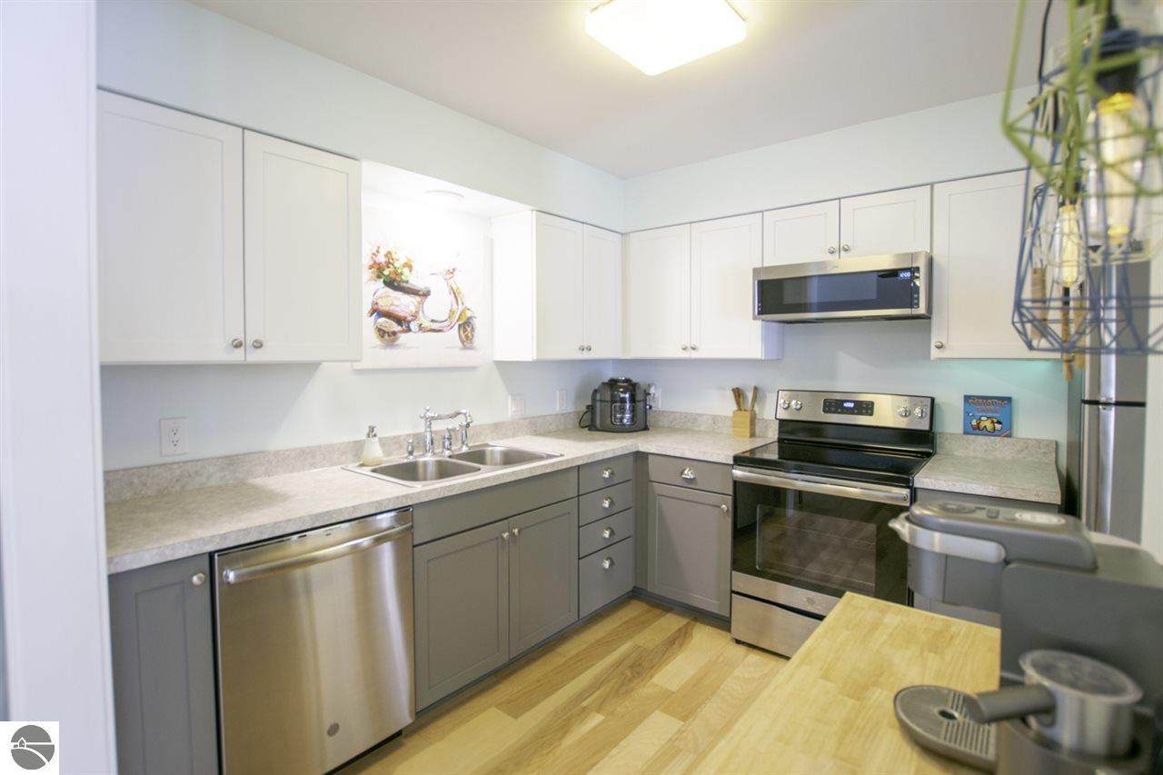 129 Fair Street - Photo 1