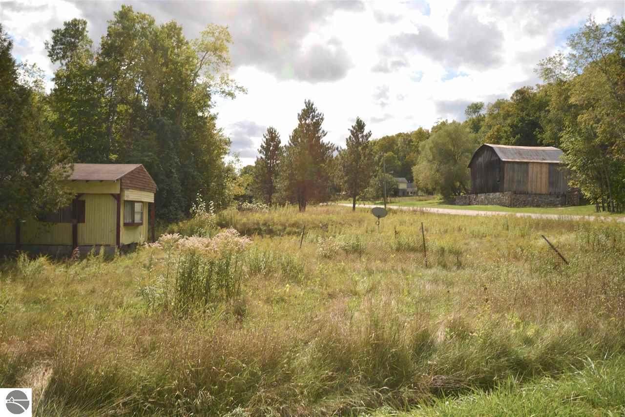 1466 Wood Road - Photo 1