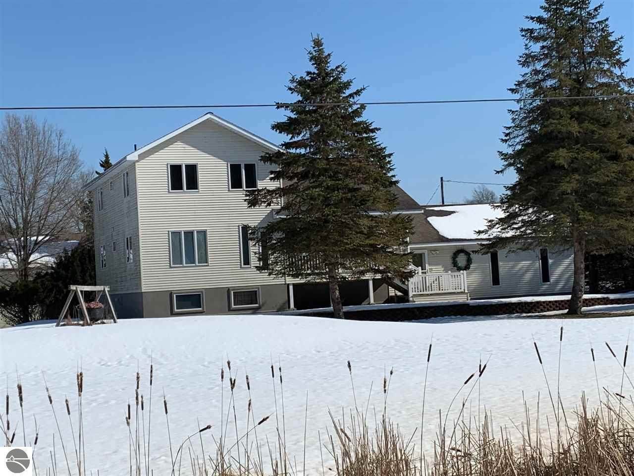 311 Castor Road - Photo 1