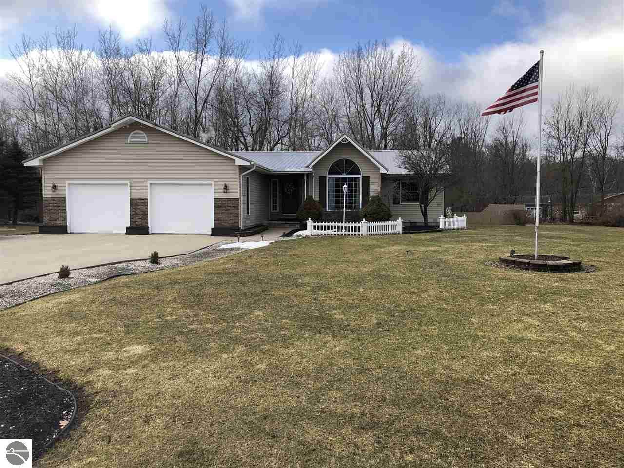 1885 Willow Wood Drive - Photo 1
