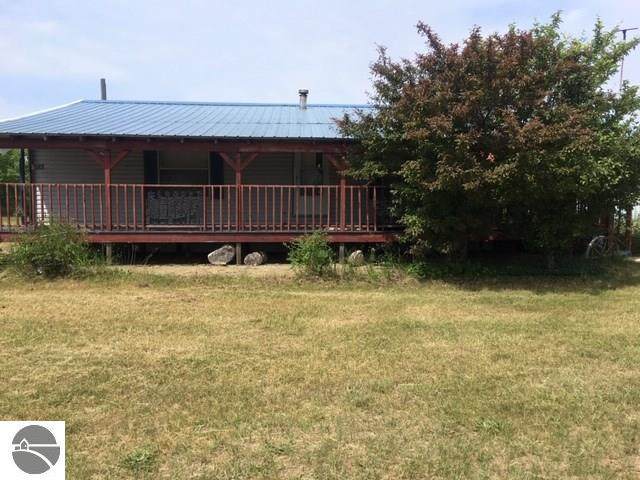 9082 30 Road - Photo 1
