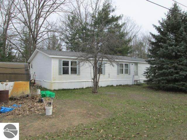 2380 Artist Avenue - Photo 1