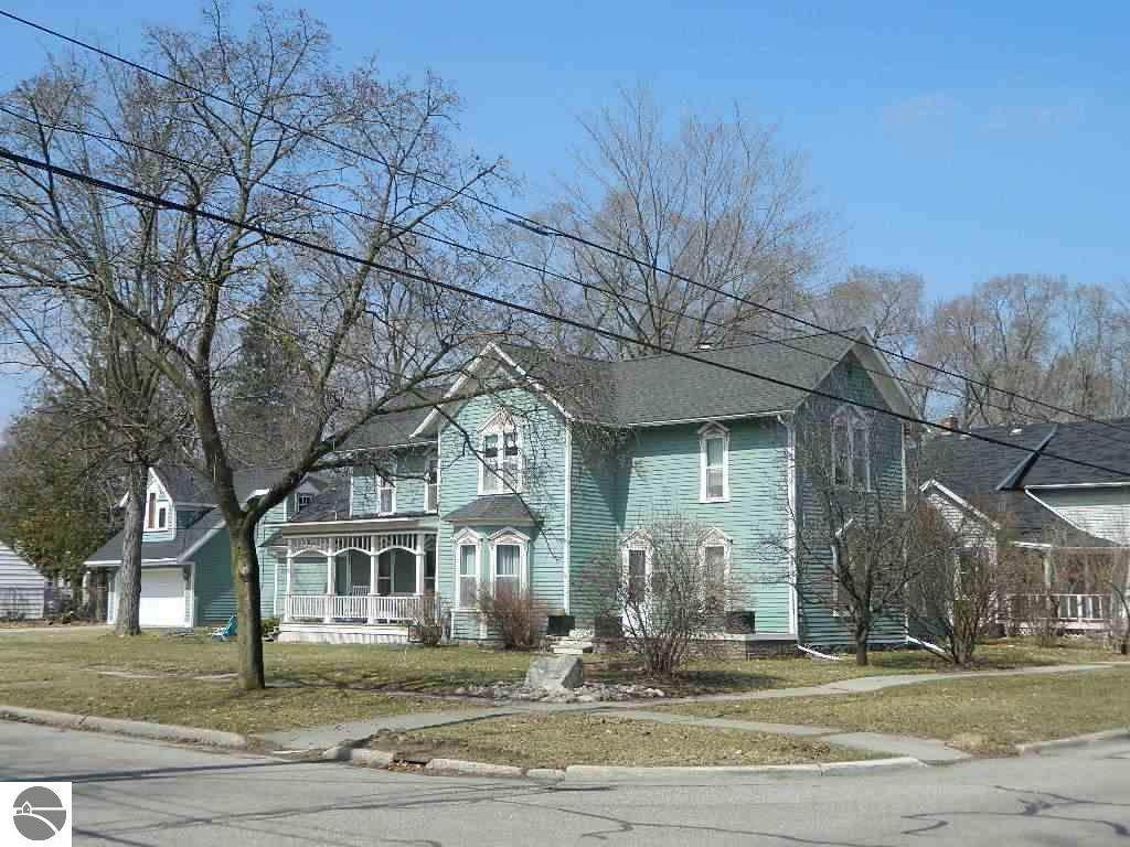 401 Fancher Avenue - Photo 1