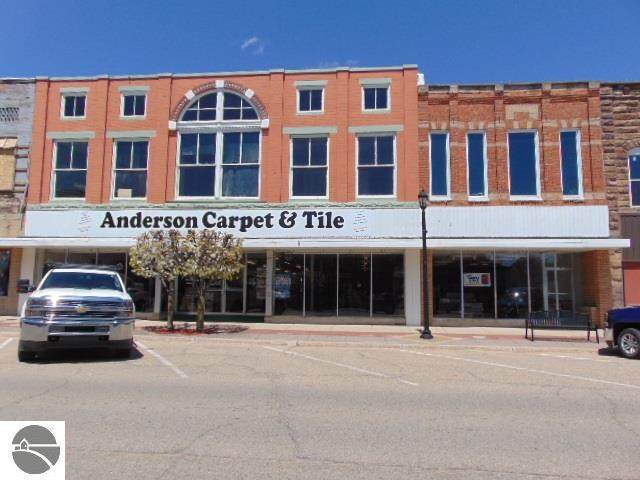 119/125 Center - Photo 1