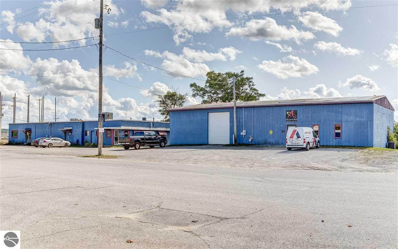 1224 and 1216 Centre Street - Photo 1
