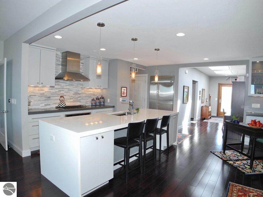 600 Front Street - Photo 1
