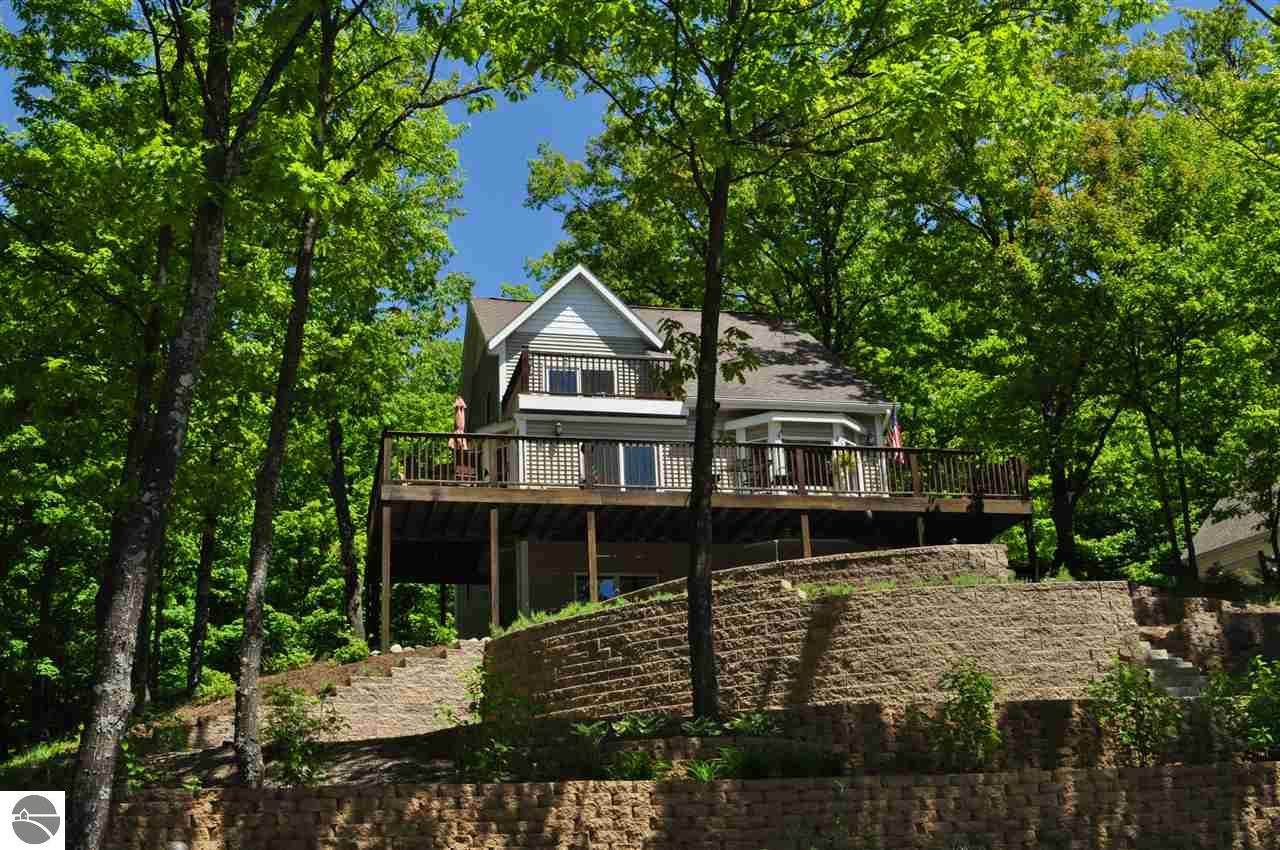 3995 Bluff Circle - Photo 1