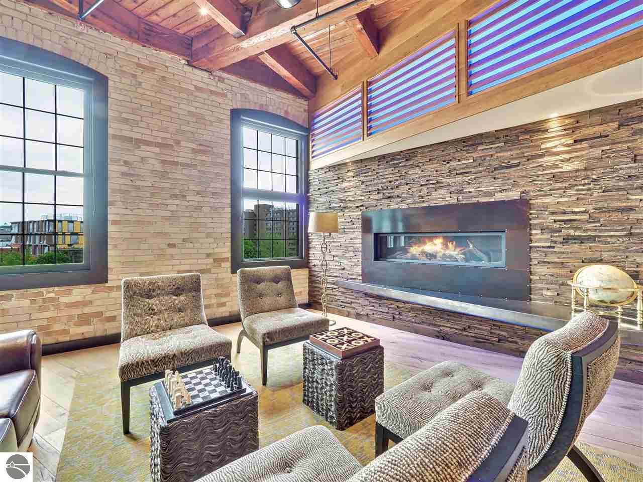 400 Front Street - Photo 1