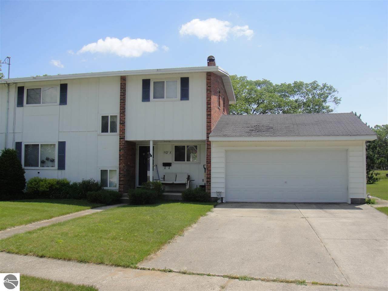 9321 Maryland Street - Photo 1