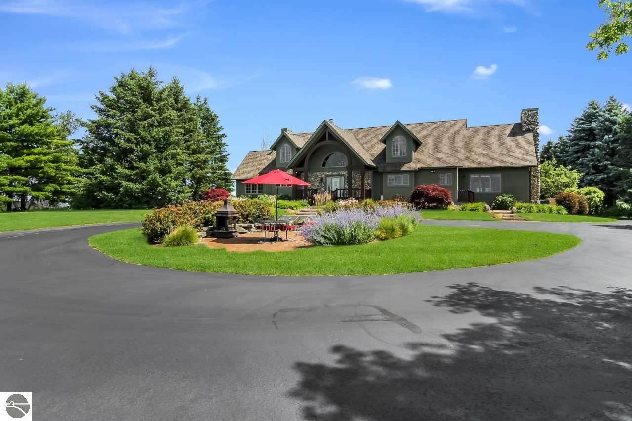 7886 Truesdale Lane - Photo 1