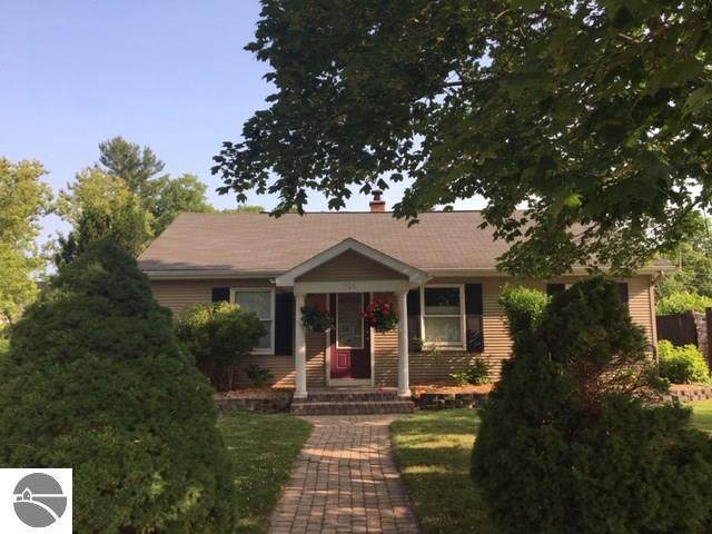 506 Chippewa - Photo 1