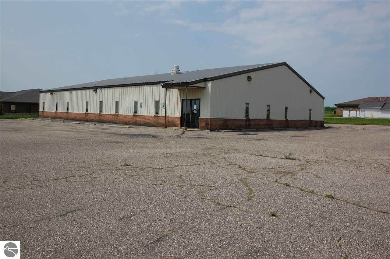 601 Progress Street - Photo 1