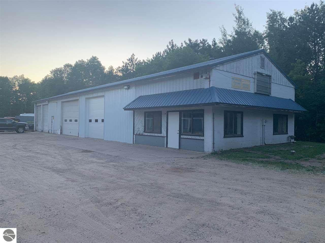 790 Isabella Road - Photo 1
