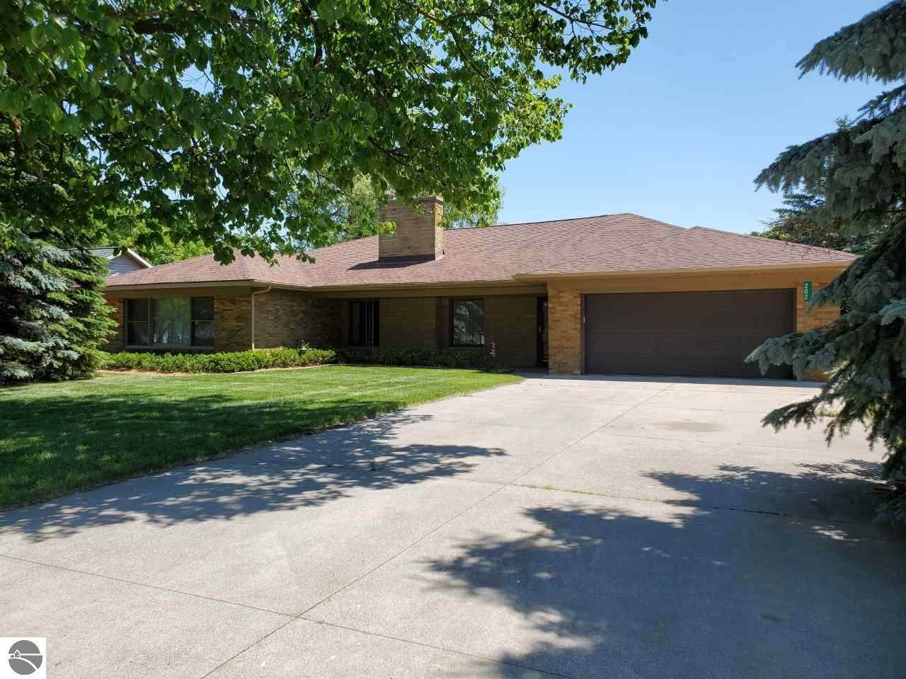 202 Burgess Street - Photo 1