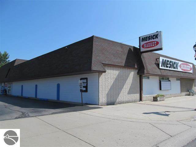 118 Mesick Avenue - Photo 1
