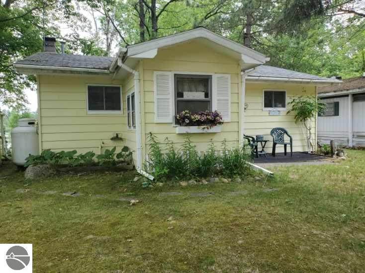 9174 Penasha Drive - Photo 1