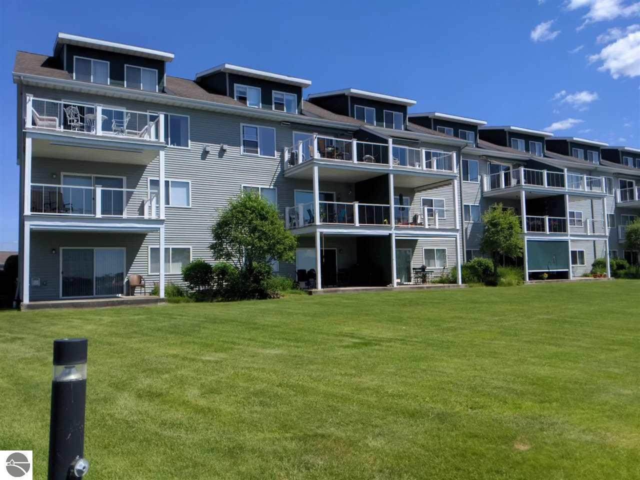 618 Lake Street - Photo 1