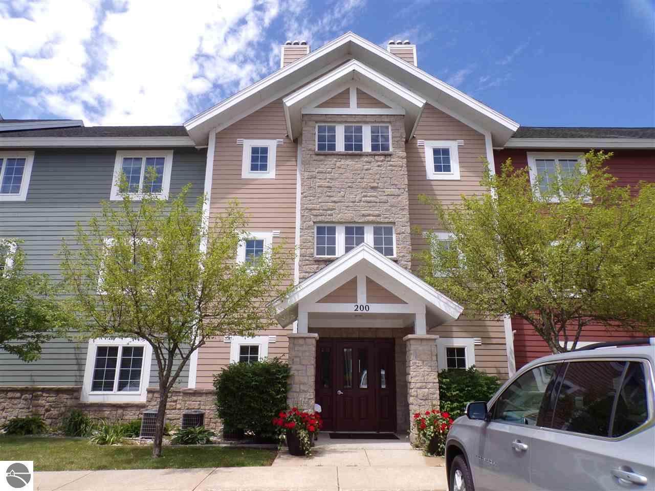 1246 Sunnyside - Photo 1
