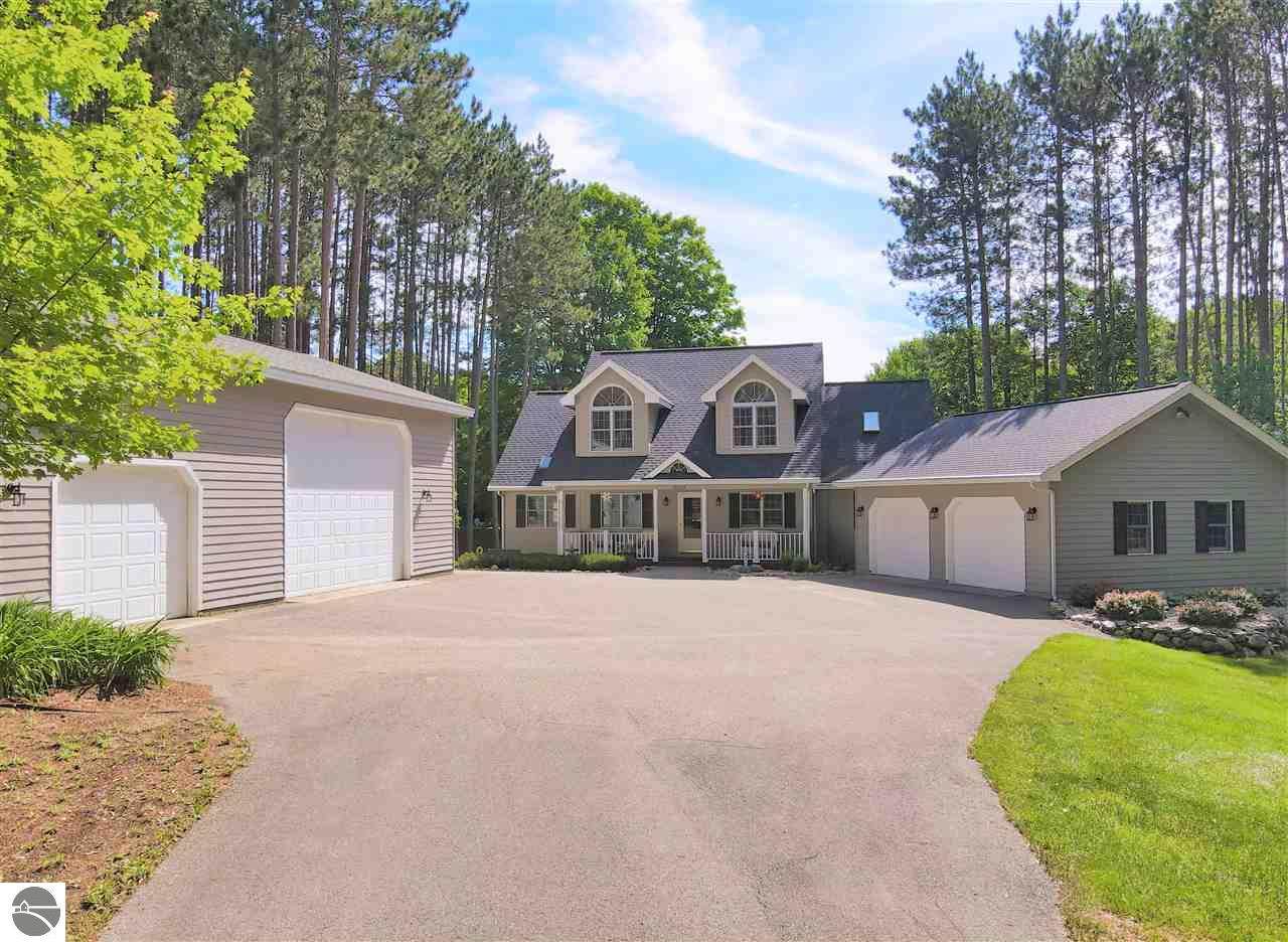 6703 Vienna Way - Photo 1