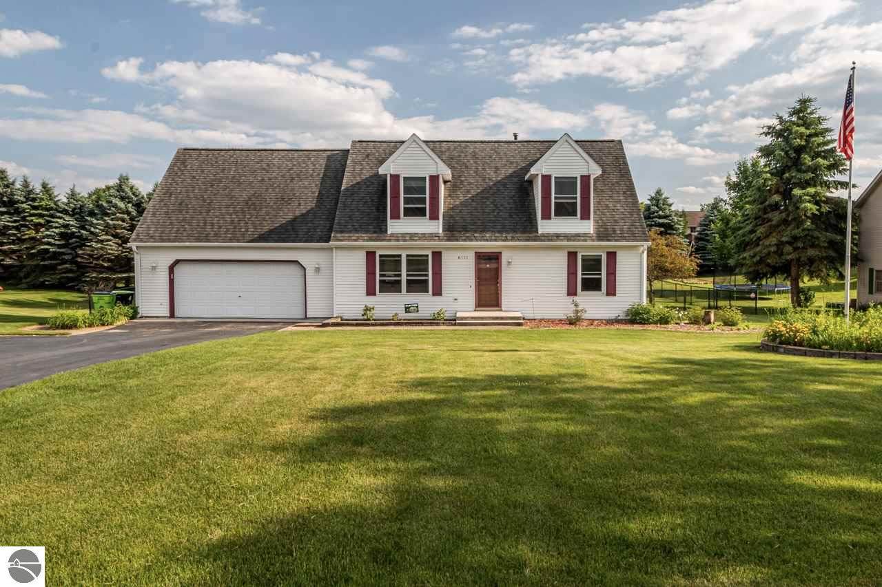 6111 London Drive - Photo 1