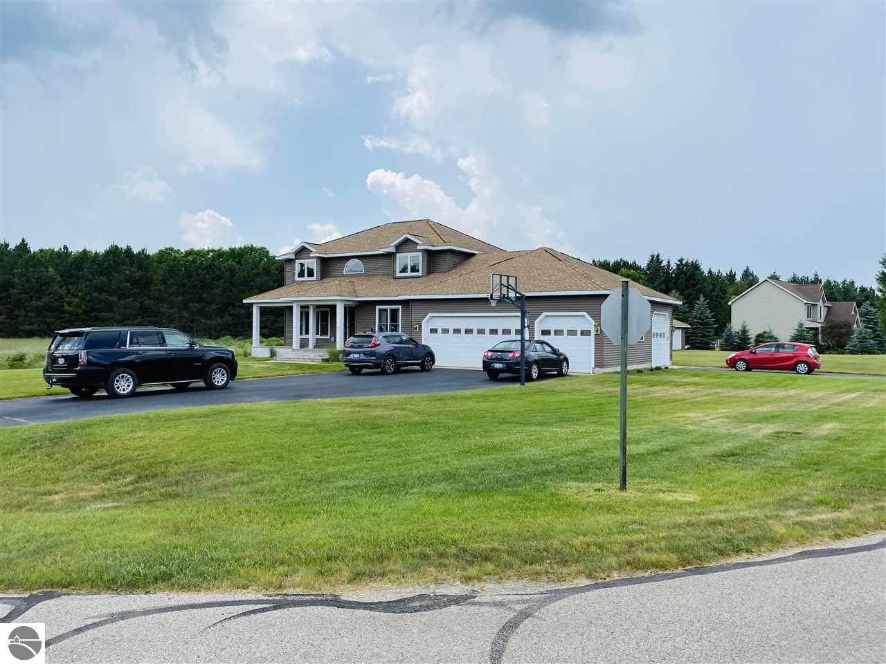 1150 Ridge Court - Photo 1