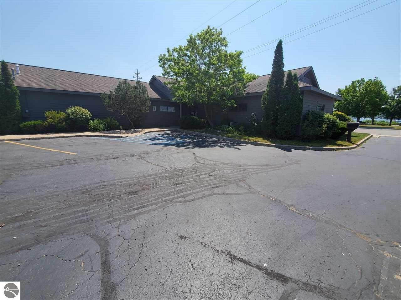917 Main Street - Photo 1