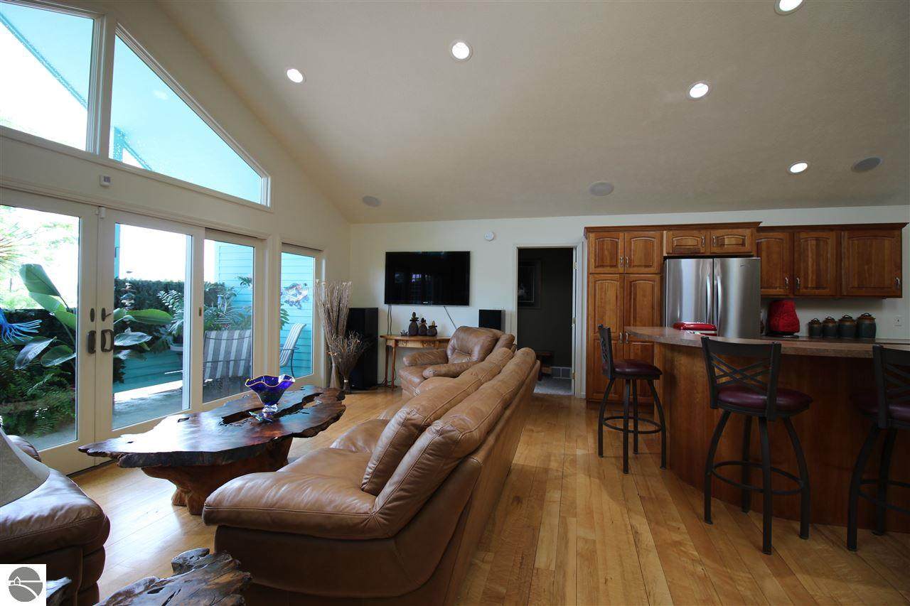 204 Saint Joseph Street - Photo 1