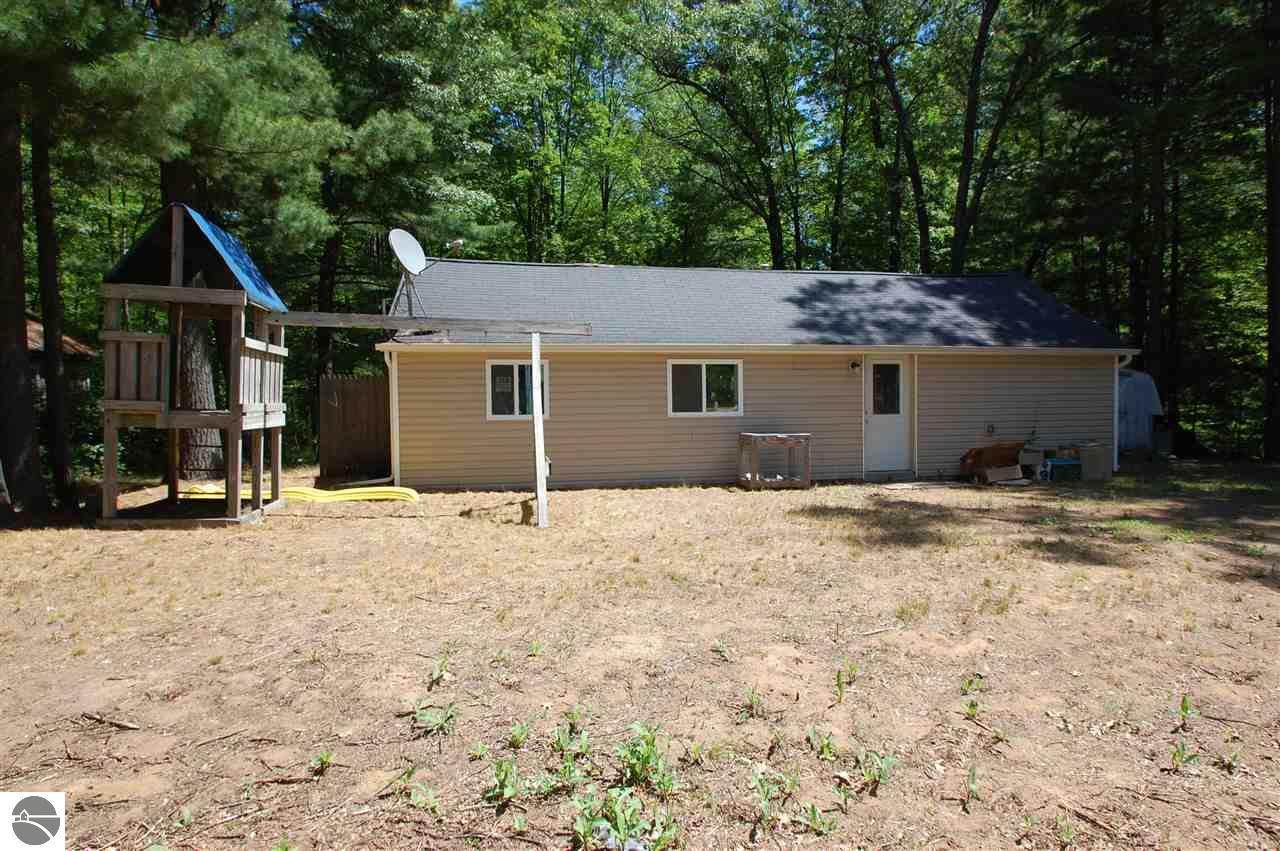 5091 Russell Street - Photo 1