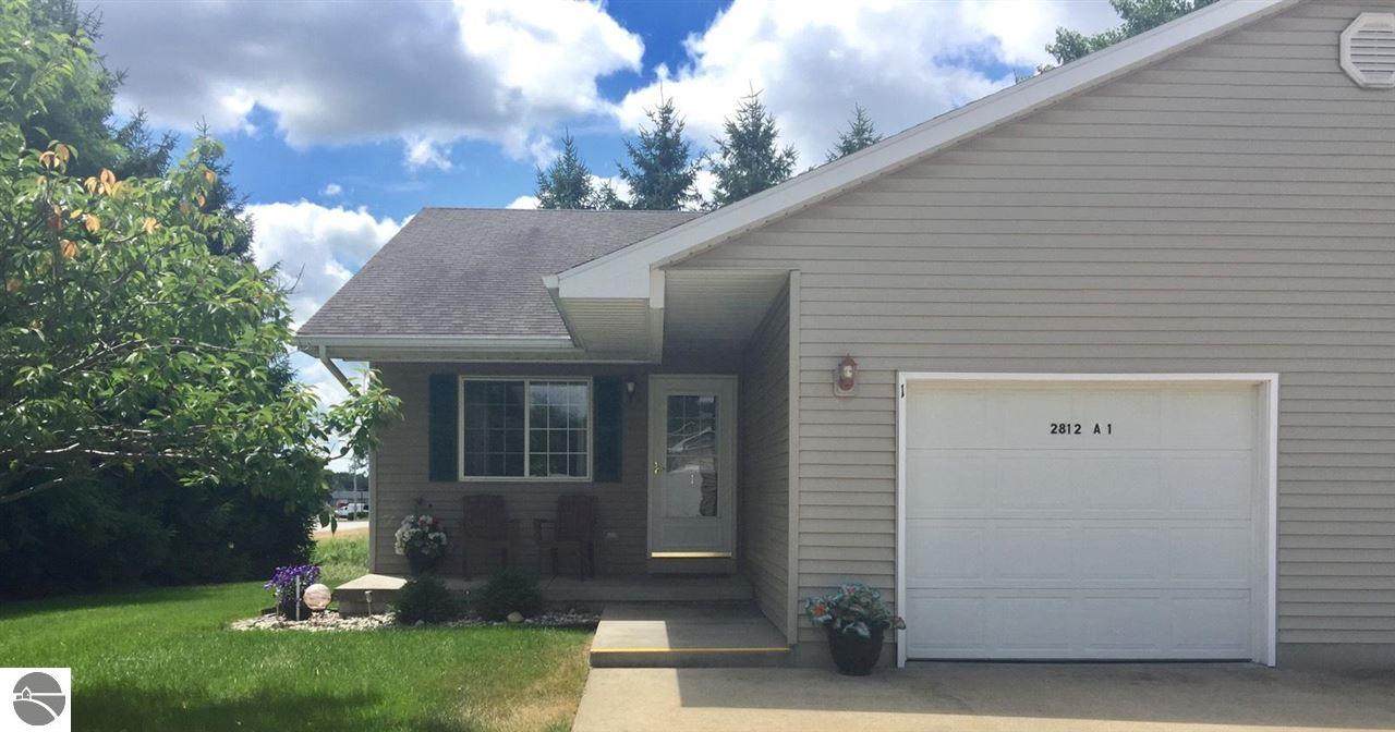 2812 Lincoln - Photo 1