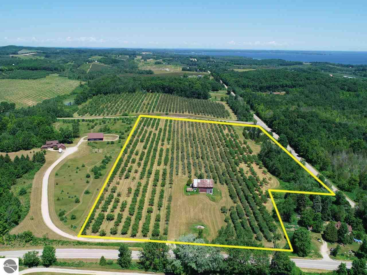 5221 Overlook Road - Photo 1