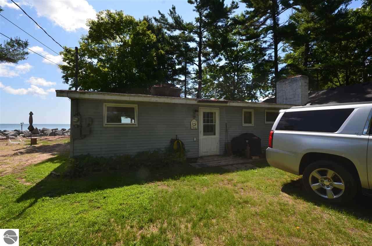 820 Ottawas Lane - Photo 1
