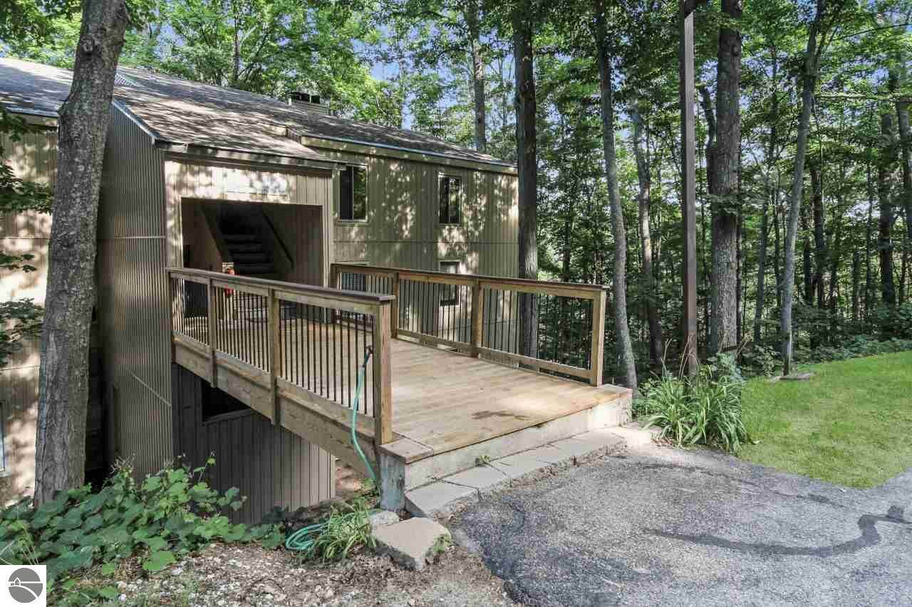 11272 Cottonwood Drive - Photo 1