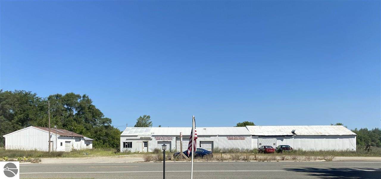 11037 Howard City Edmore Road - Photo 1
