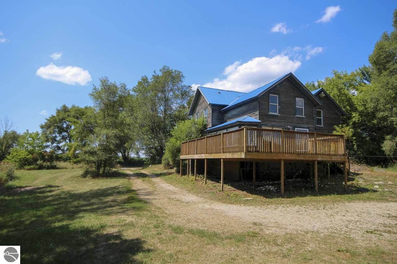 2587 Coldwater Road - Photo 1