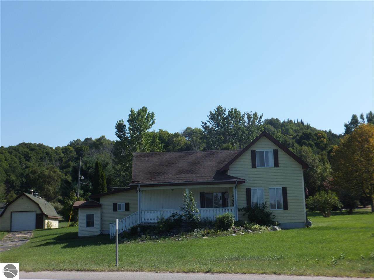 1984 Scenic Highway - Photo 1