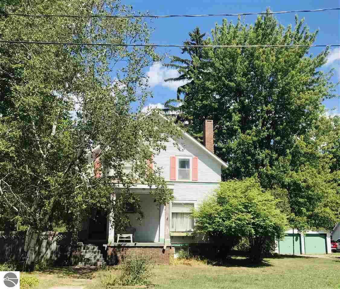 216 Washington - Photo 1